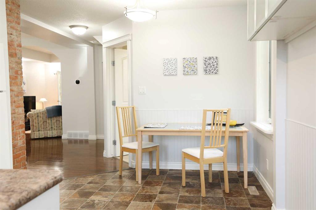 812 6 Avenue Property Photo 18