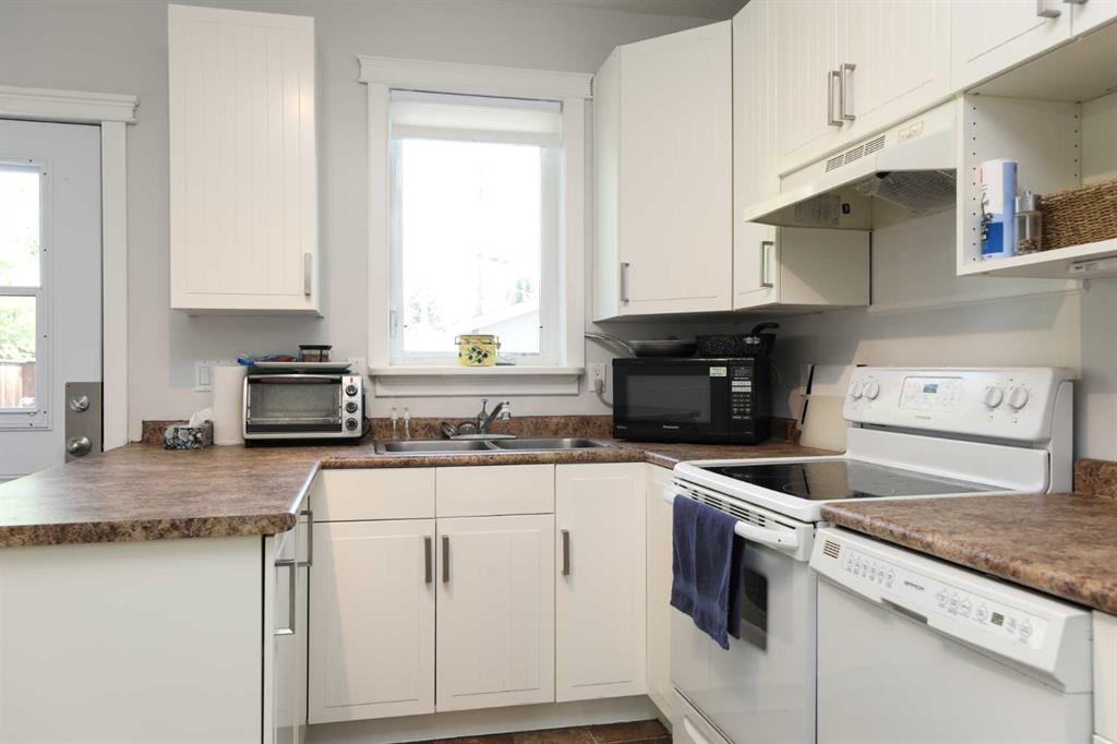 812 6 Avenue Property Photo 19