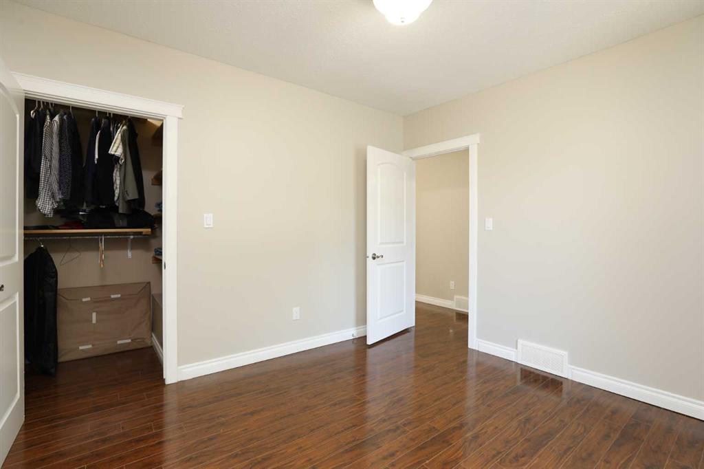 812 6 Avenue Property Photo 25
