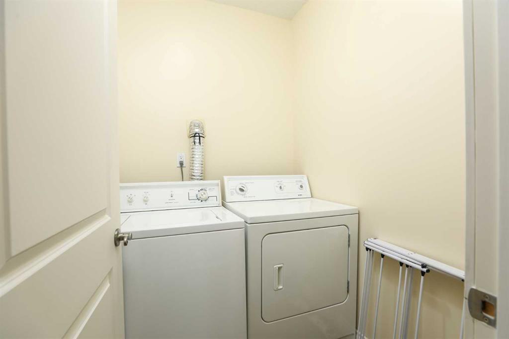 812 6 Avenue Property Photo 26