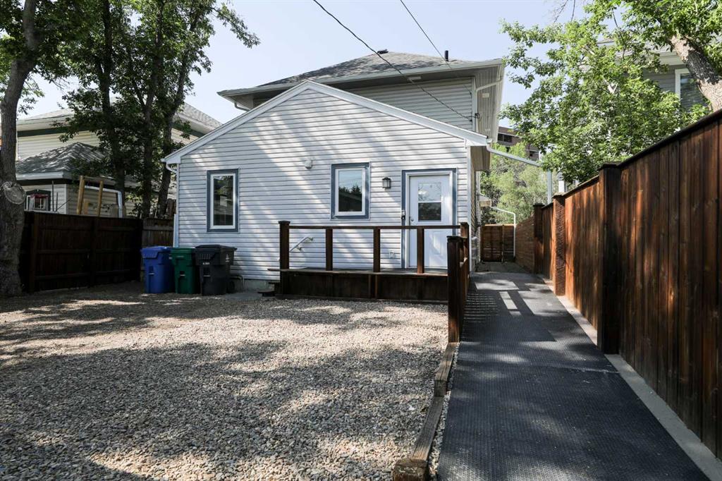 812 6 Avenue Property Photo 32