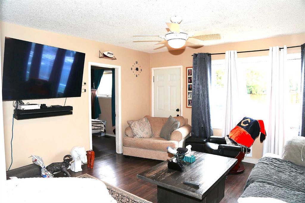 7070 18 Avenue Property Photo 4