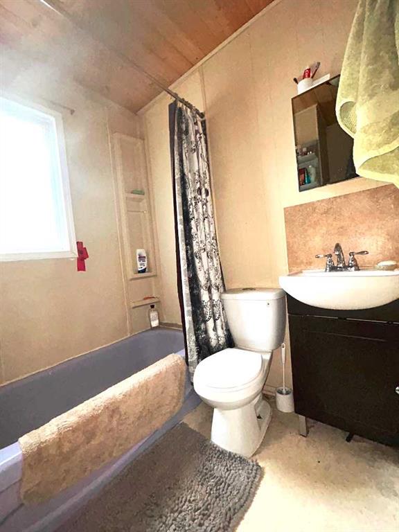 7070 18 Avenue Property Photo 7