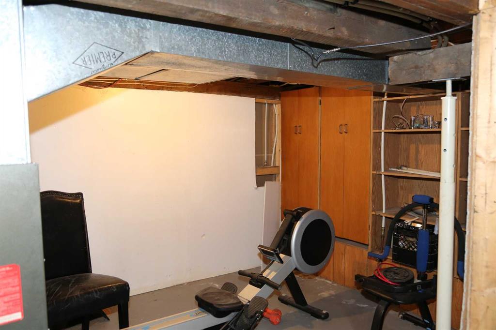 7070 18 Avenue Property Photo 11