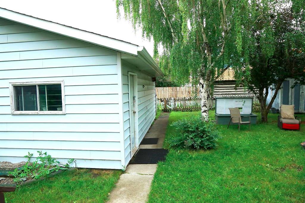 7070 18 Avenue Property Photo 19