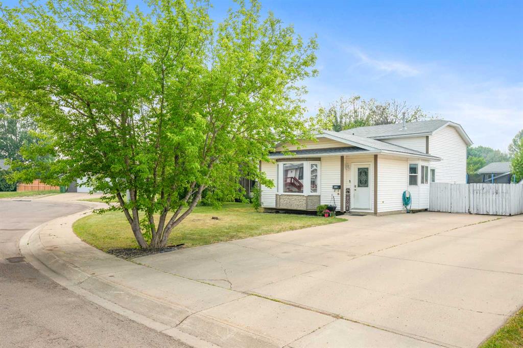 3408 45a Avenue Close Property Photo 1