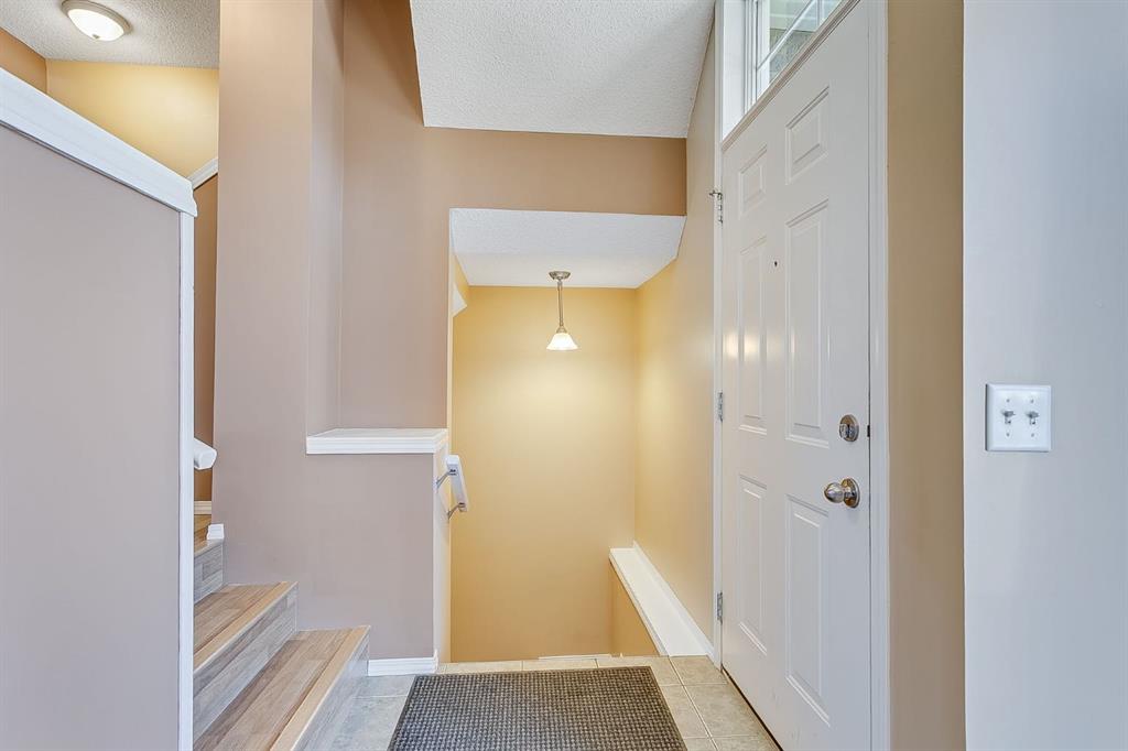 224 Mckenzie Towne Link Property Photo 8