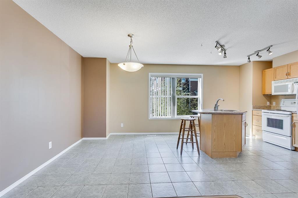 224 Mckenzie Towne Link Property Photo 18
