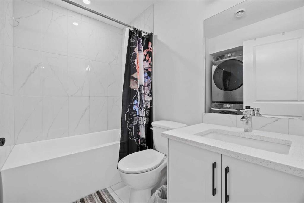 416 Walcrest View Property Photo 41