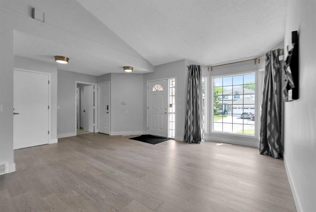 30 Hidden Circle Property Photo 3