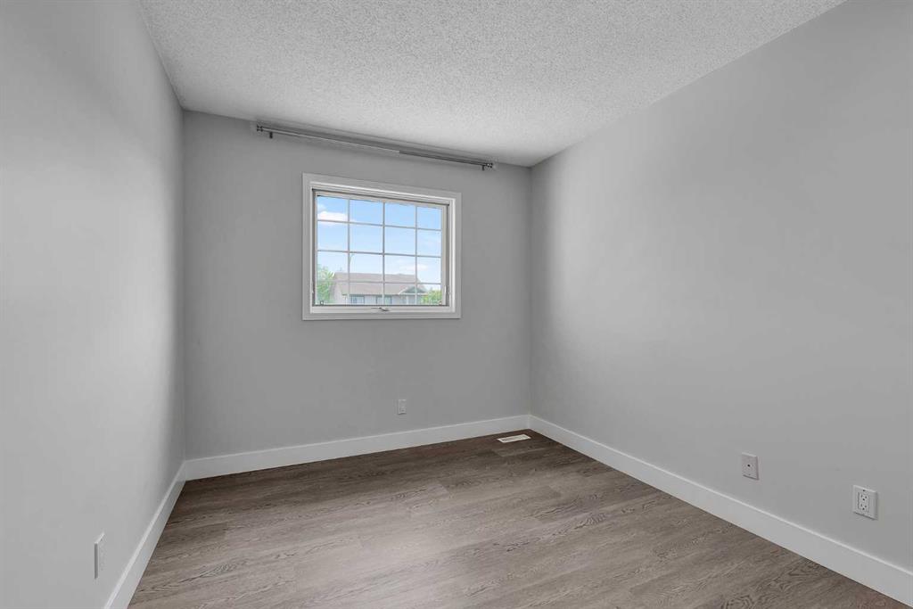 30 Hidden Circle Property Photo 26