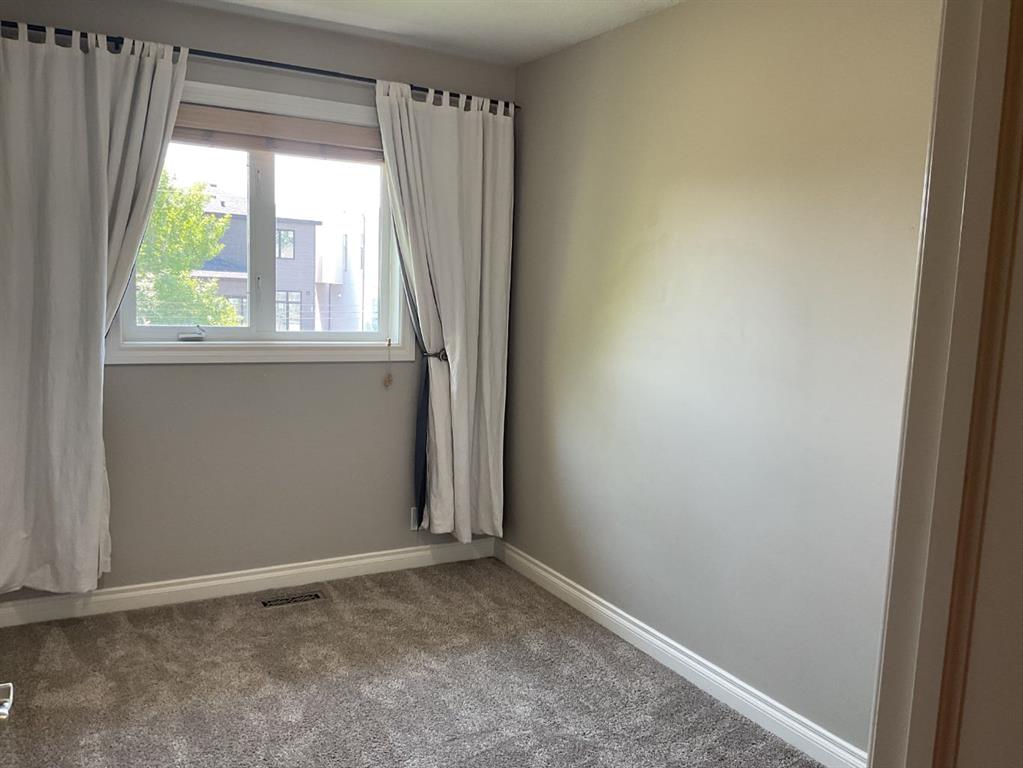 1719 31 Avenue Property Photo 20