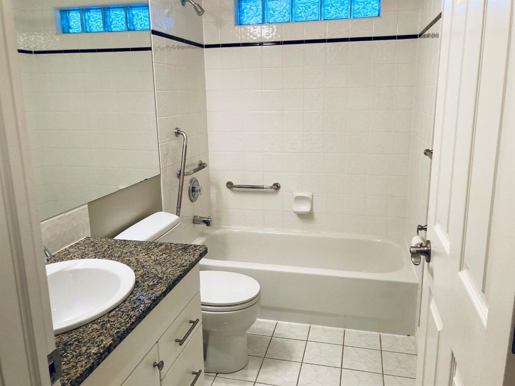 1719 31 Avenue Property Photo 22