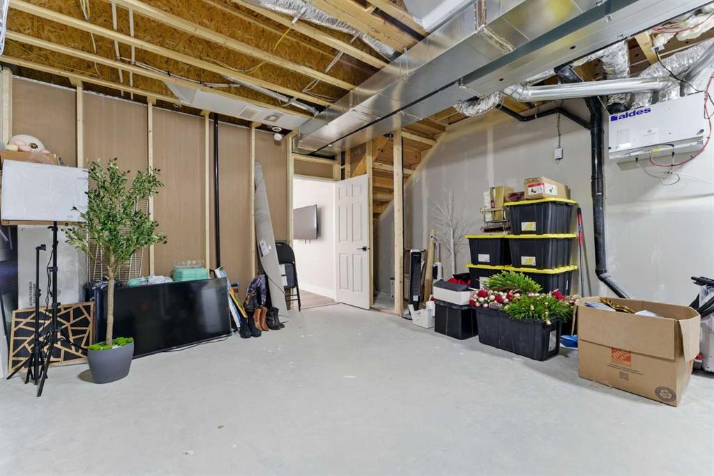 15 Silverton Glen Green Property Photo 20