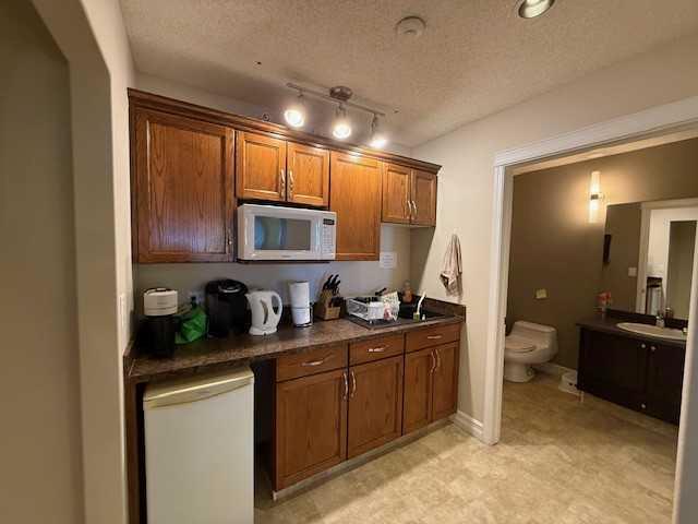 8715 109 Street 101 Property Photo 41