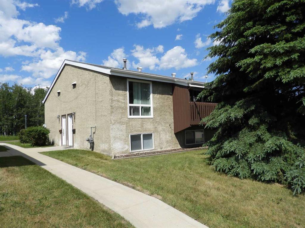 5922a 45 Avenue Property Photo 1