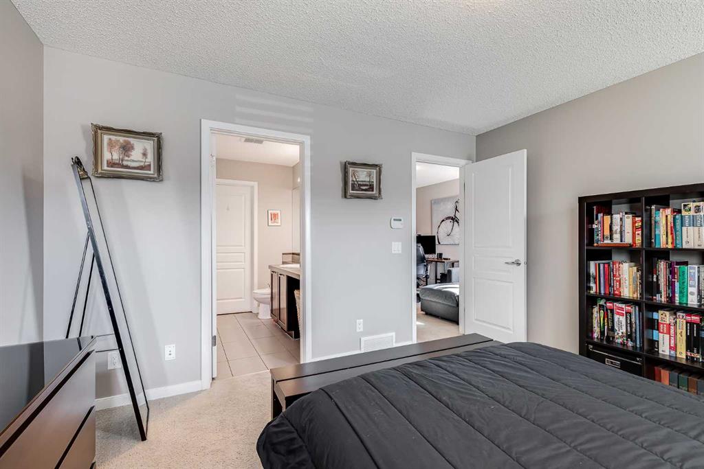 42 Auburn Bay Gardens Property Photo 15