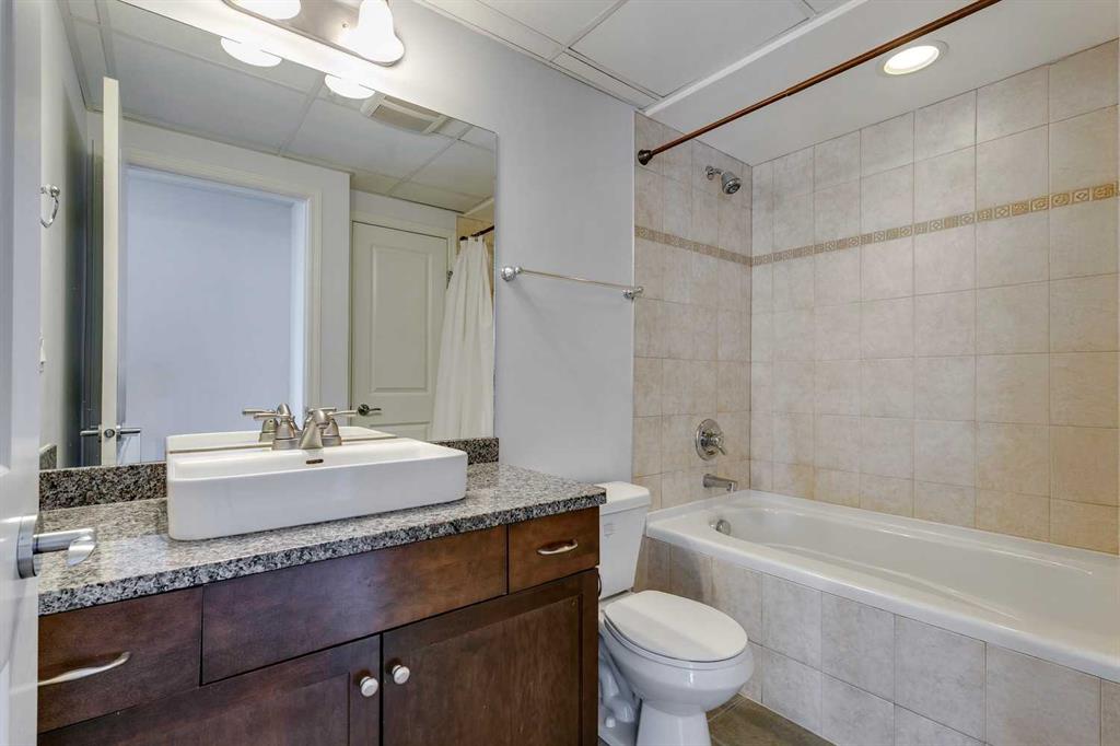 910 5 Avenue 1706 Property Photo 20