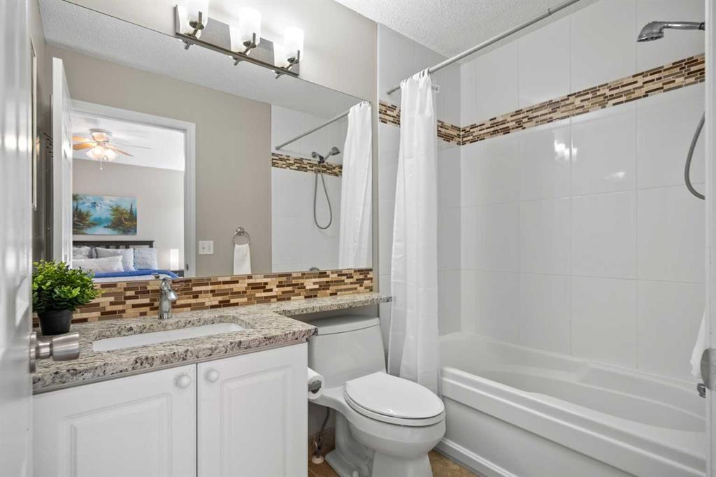 134 Inverness Square Property Photo 21