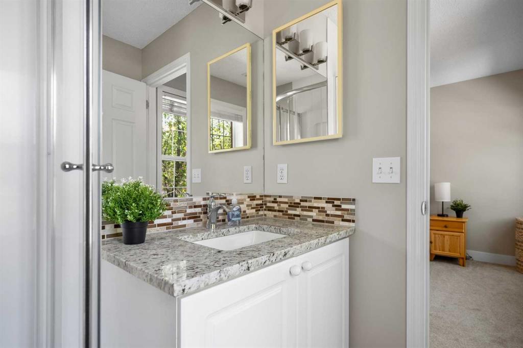 134 Inverness Square Property Photo 29