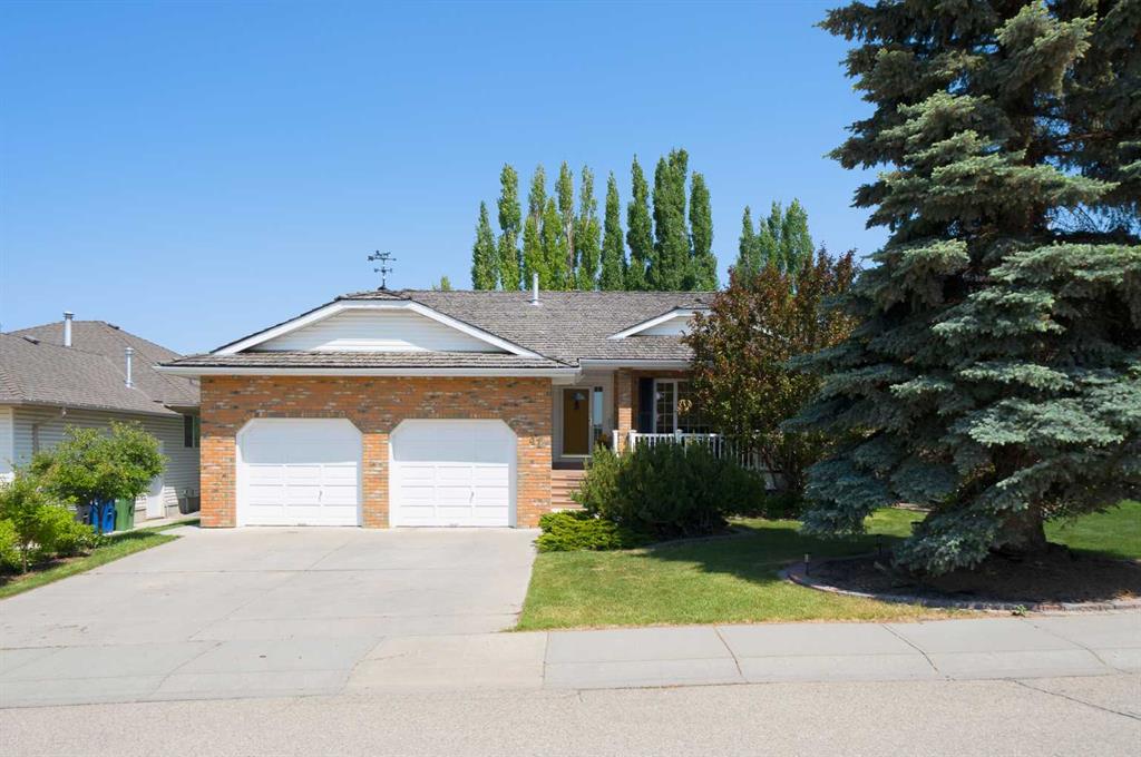 41 West Mitford Crescent Property Photo 1