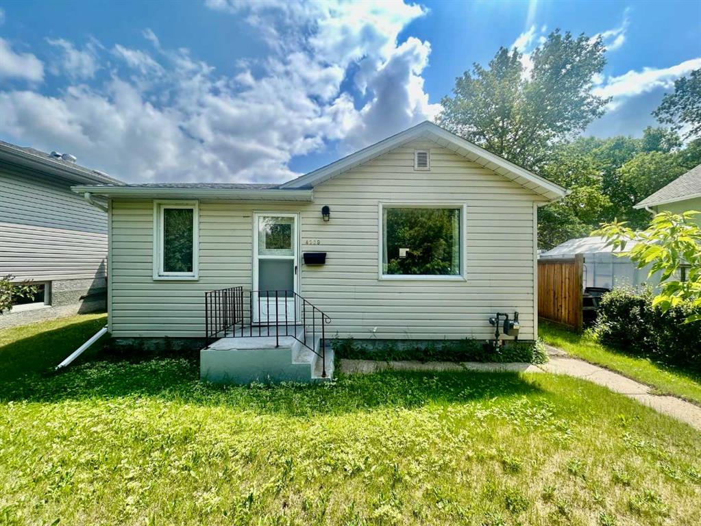 4309 50 Avenue Property Photo 1