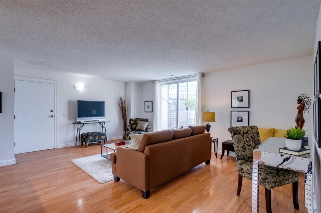 1540 29 Street 403 Property Photo 4