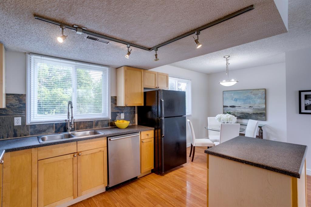 1540 29 Street 403 Property Photo 11