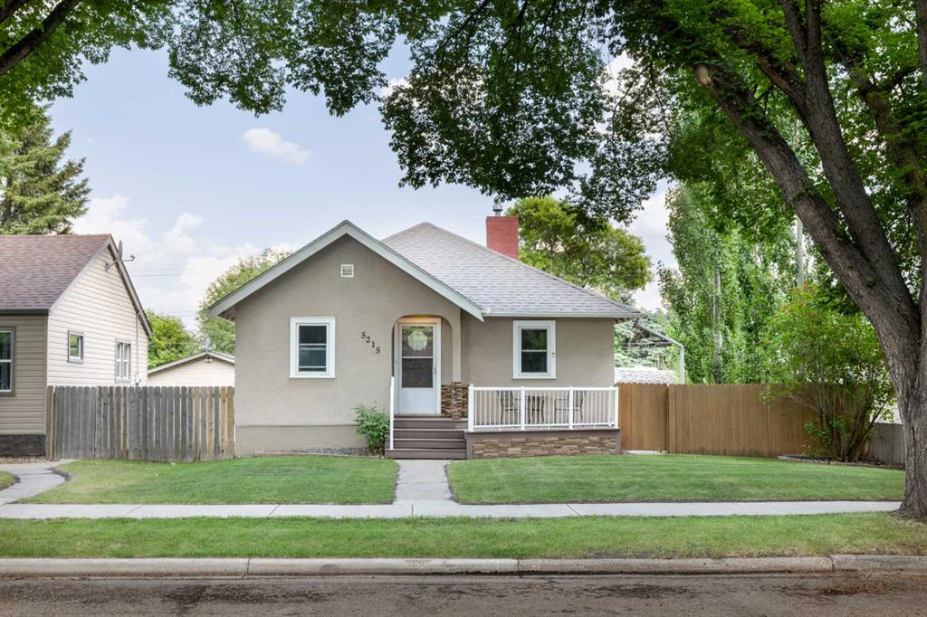 5215 51 Street Property Photo 2