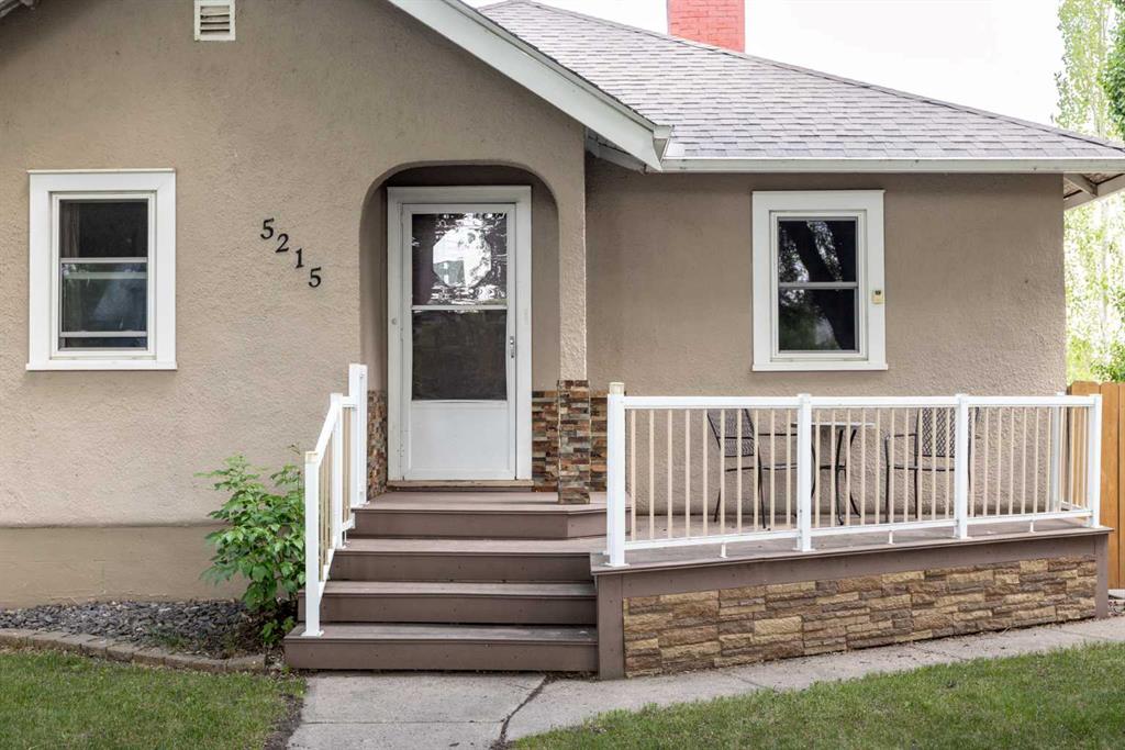 5215 51 Street Property Photo 4