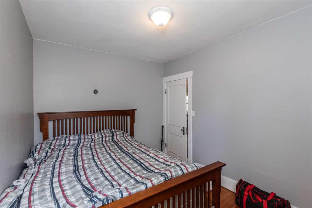 5215 51 Street Property Photo 18