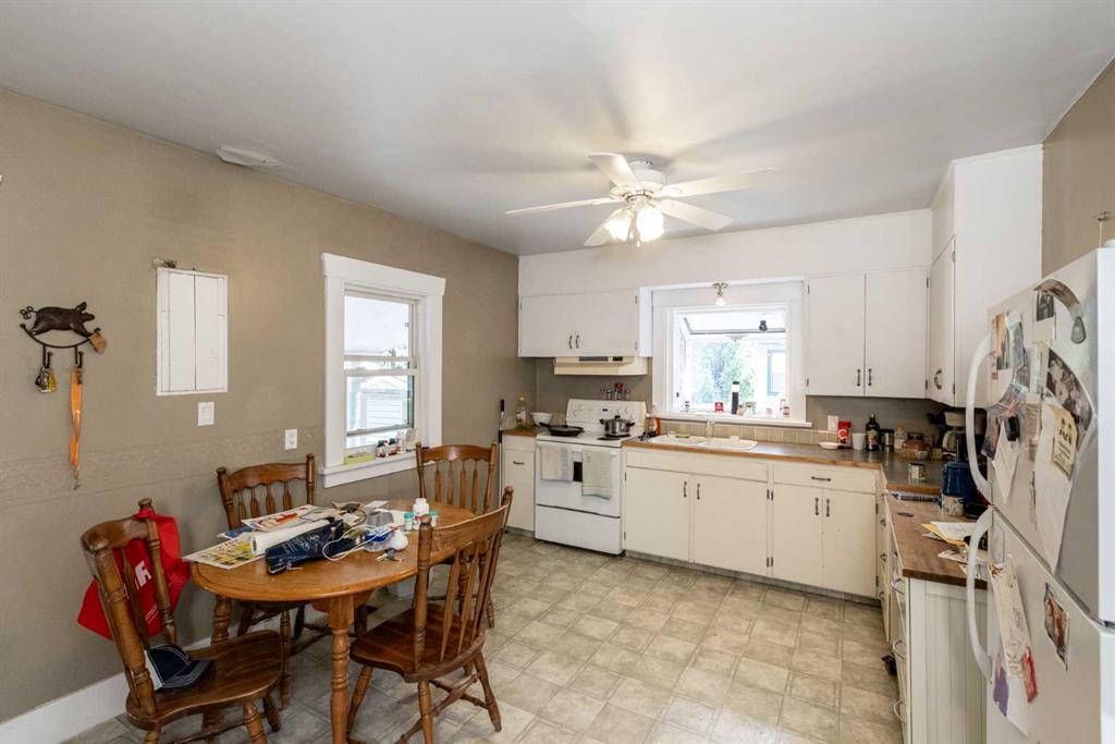 5215 51 Street Property Photo 20