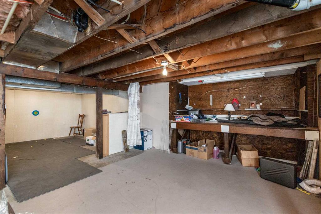 5215 51 Street Property Photo 26
