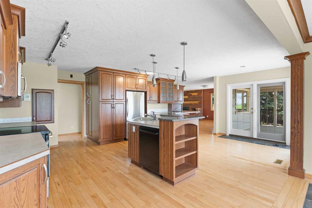 1025 5 Street Property Photo 11