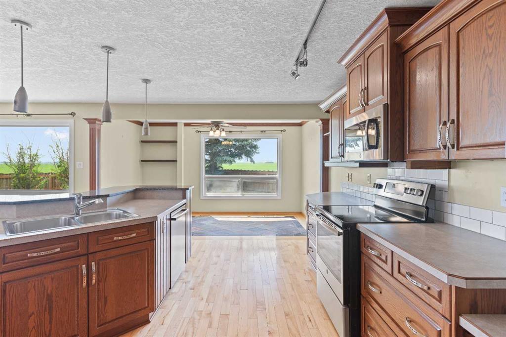 1025 5 Street Property Photo 12