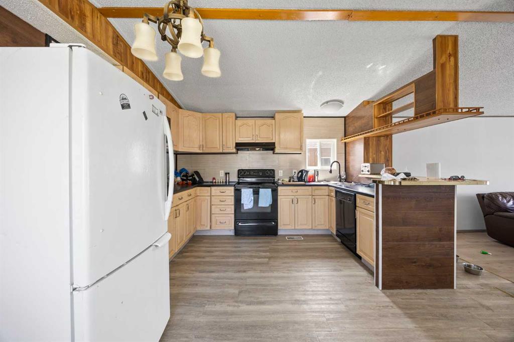 6220 17 Avenue 322 Property Photo 3