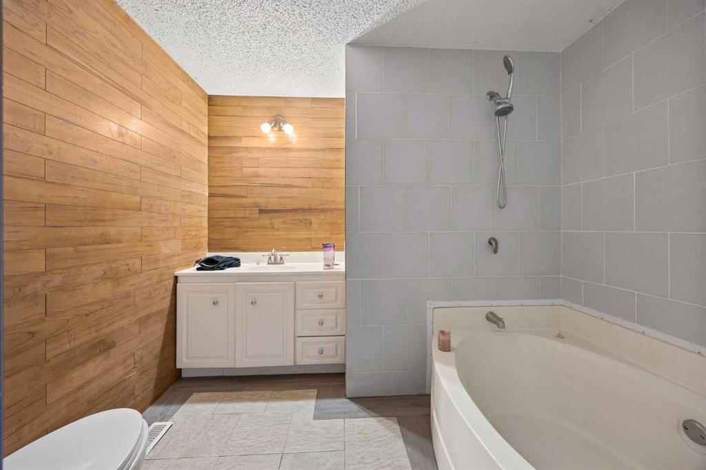 6220 17 Avenue 322 Property Photo 7