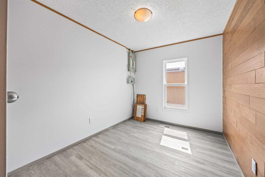 6220 17 Avenue 322 Property Photo 9