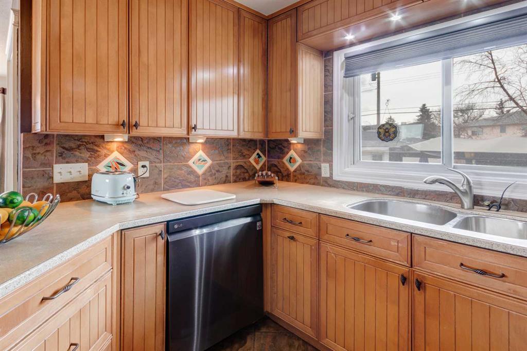 1415 Russell Road Property Photo 15