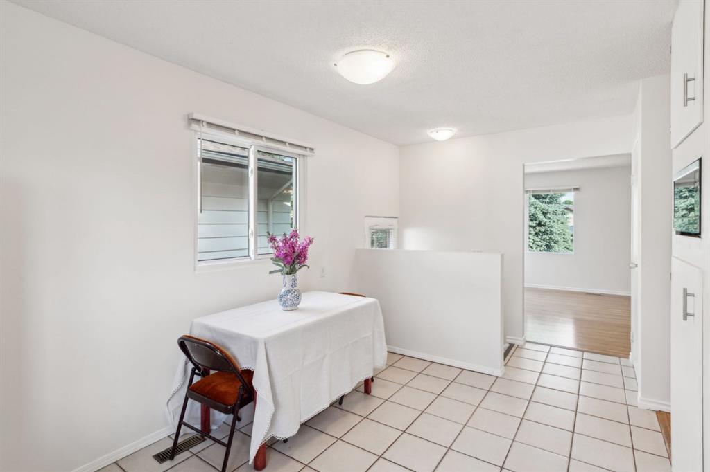 264 Huntington Close Property Photo 12