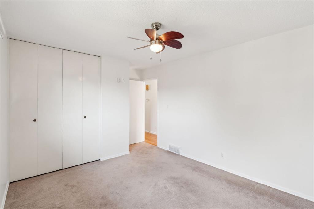 264 Huntington Close Property Photo 17