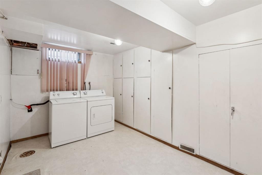 264 Huntington Close Property Photo 24