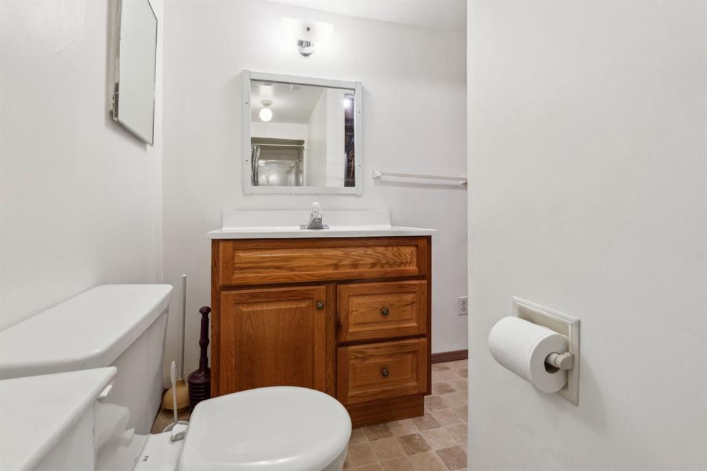 264 Huntington Close Property Photo 25