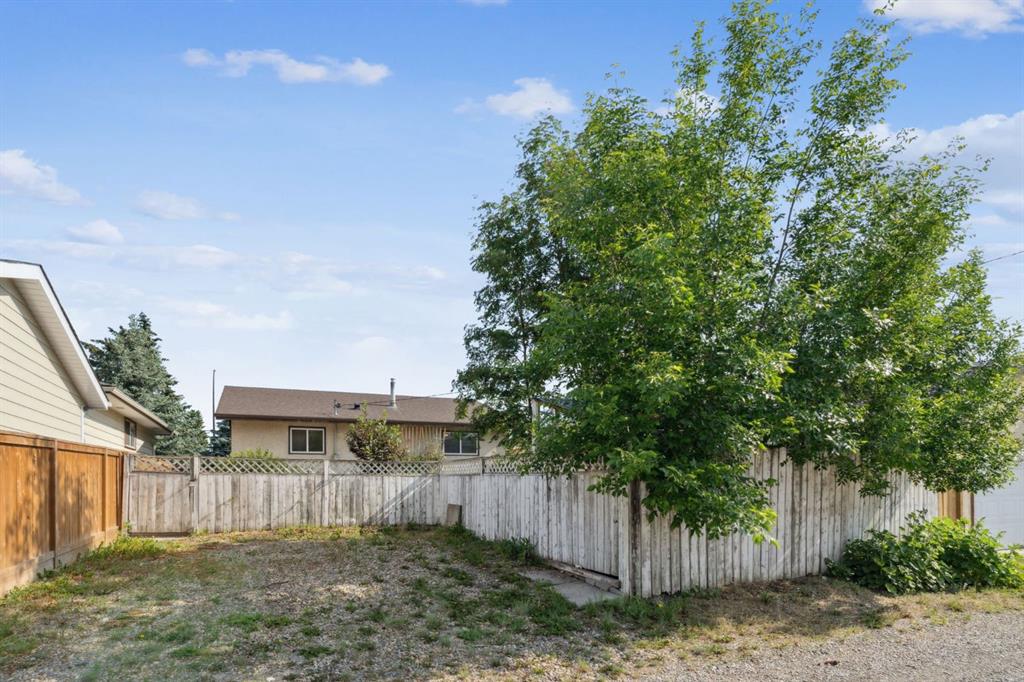 264 Huntington Close Property Photo 33