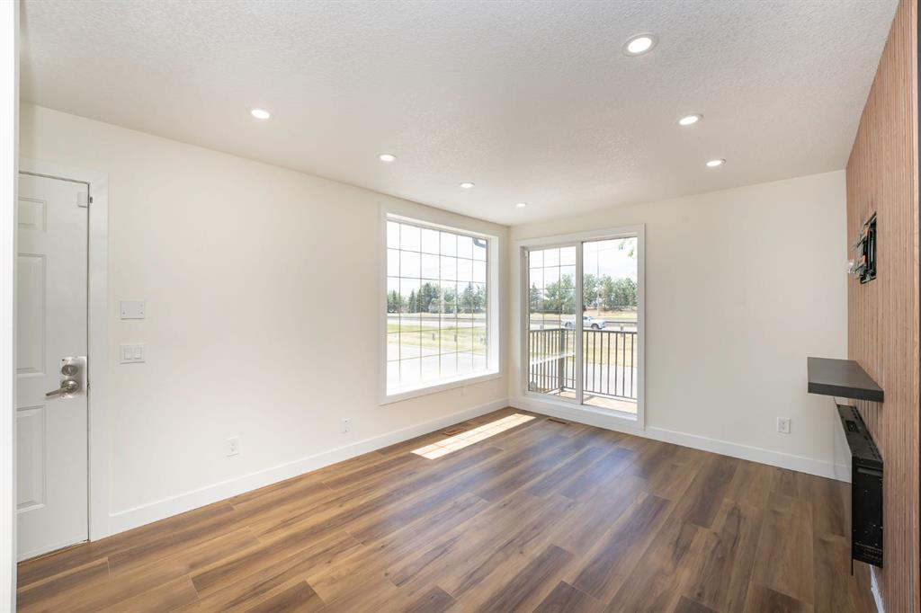 140 Whitworth Way Property Photo 6