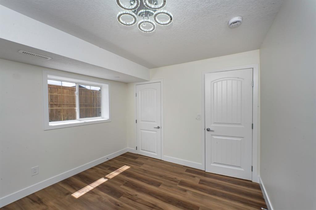 140 Whitworth Way Property Photo 25
