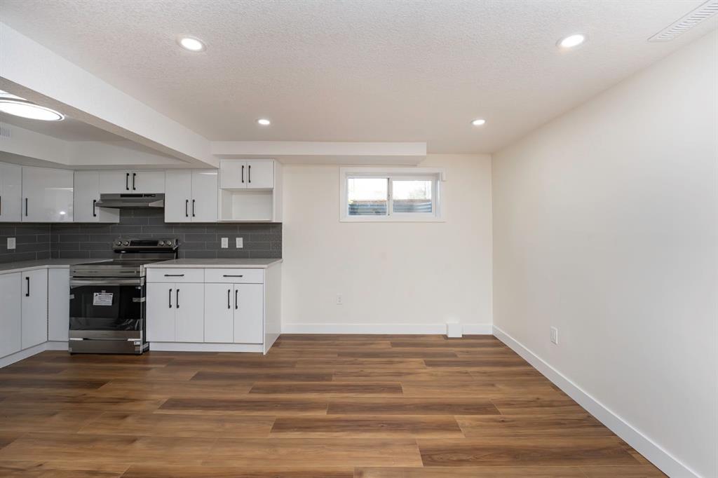 140 Whitworth Way Property Photo 34