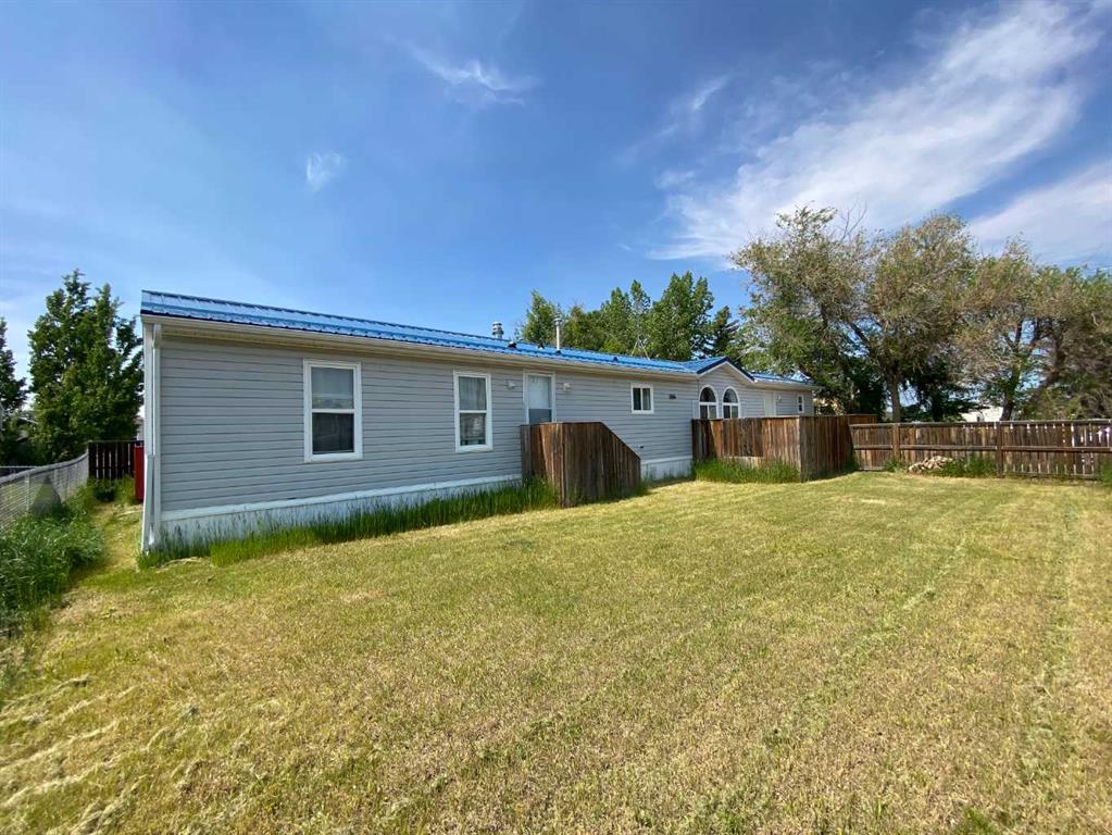 11 Railway Avenue Property Photo 1