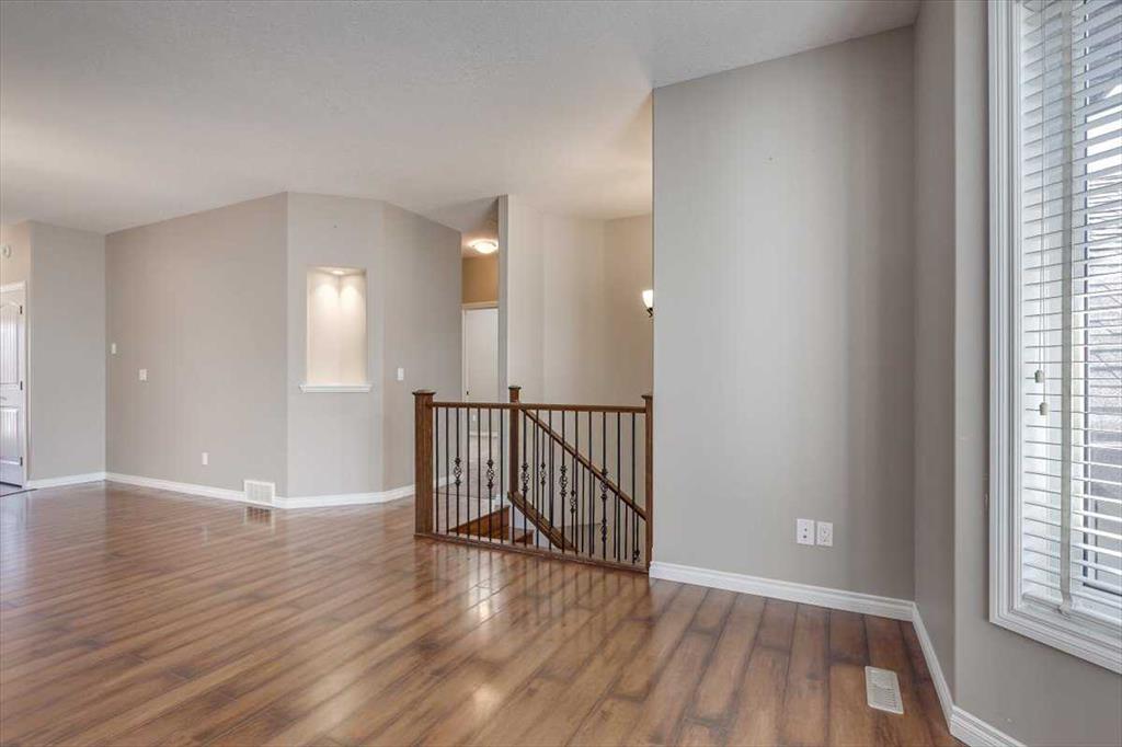 109 Churchill Place Property Photo 5