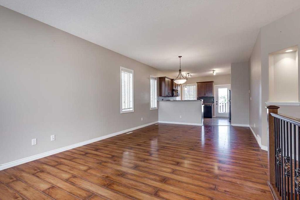109 Churchill Place Property Photo 6